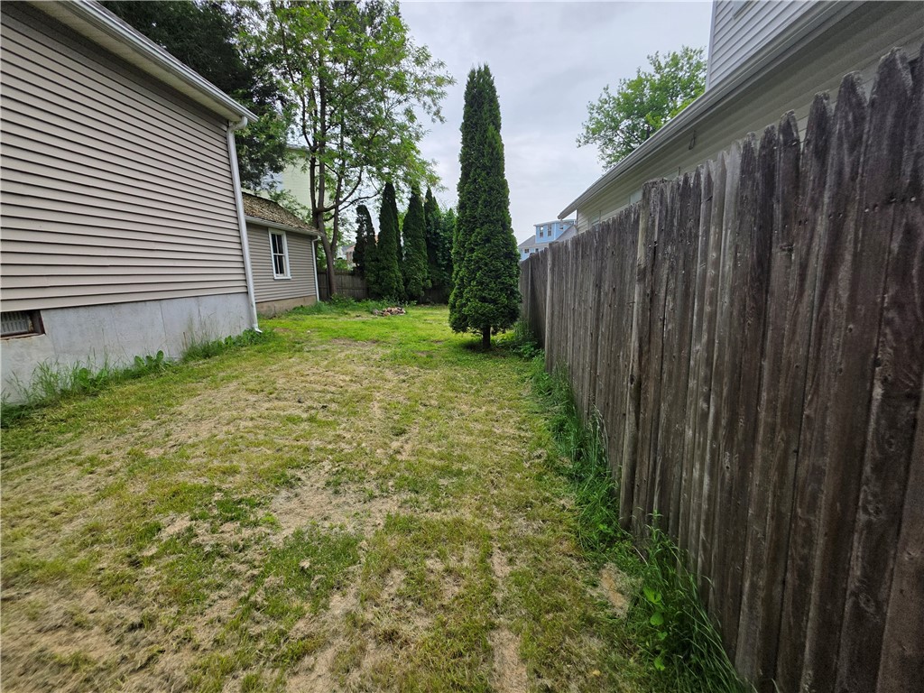 94 Huntington Avenue Woonsocket, RI 02895 - Photo 8 of 32 Gallery Image 8