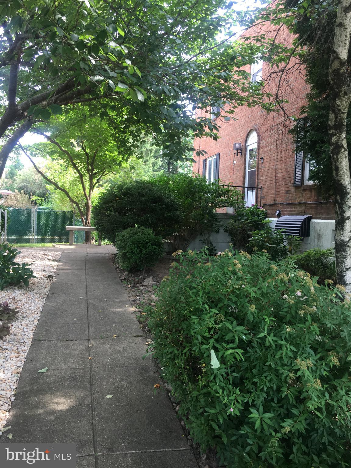 11011 Rennard Street Philadelphia, PA 19116 - Photo 29 of 29 Path To Main Entrance