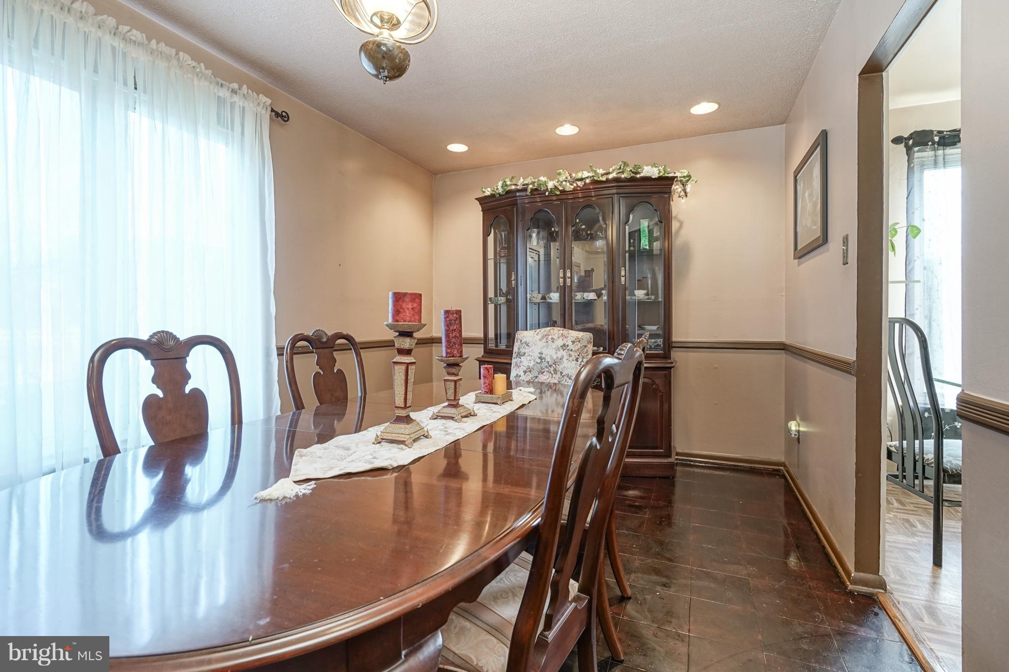 11011 Rennard Street Philadelphia, PA 19116 - Photo 10 of 29 Formal Dining Room