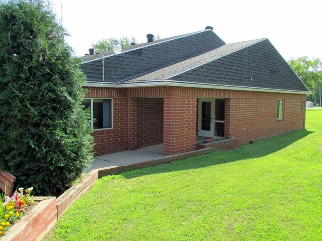 $845 | 222 1st Avenue Northeast, Unit 7, Eagle Bend, MN 56446