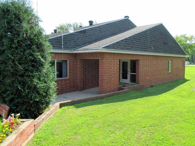 $845 | 222 1st Avenue Northeast, Unit 7, Eagle Bend, MN 56446