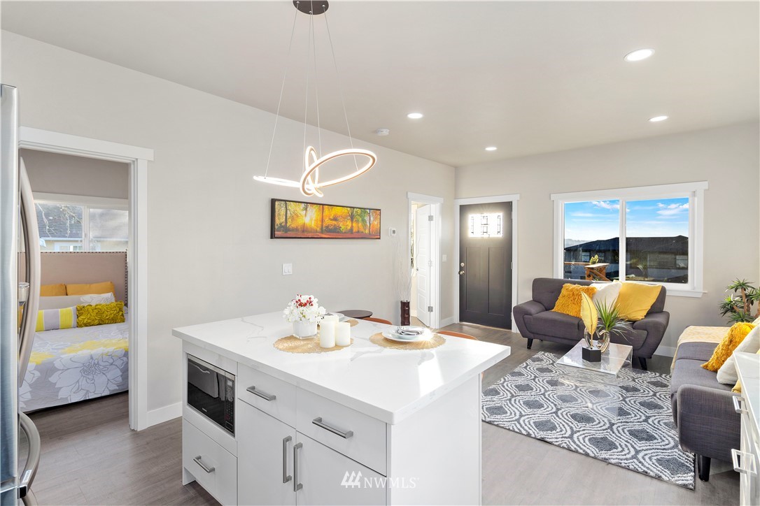 810 Cedar Avenue South Renton, WA 98057 - Photo 14 of 40 Gallery Image 14