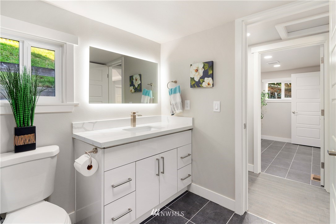 810 Cedar Avenue South Renton, WA 98057 - Photo 21 of 40 Gallery Image 21