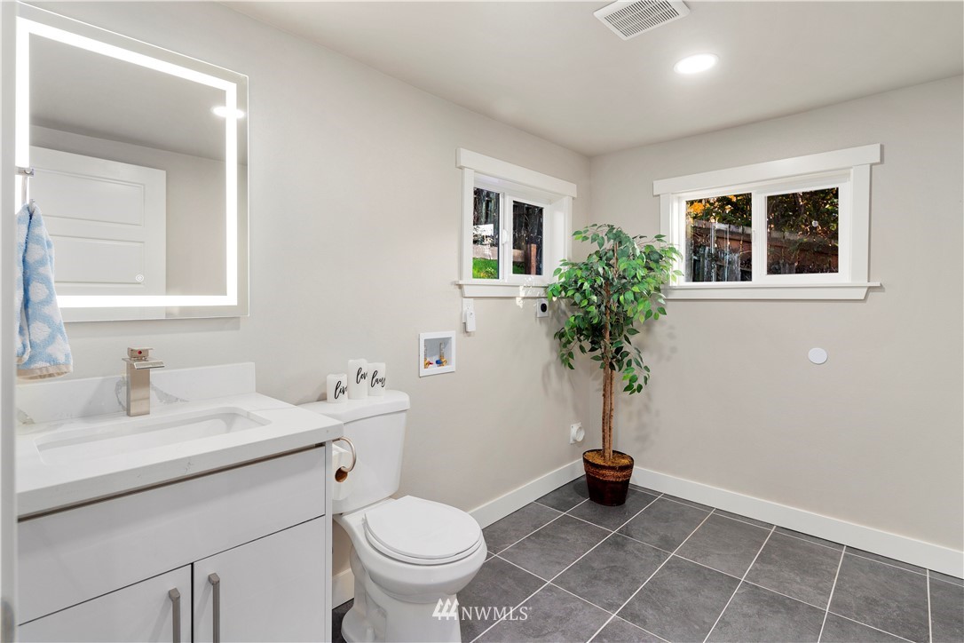 810 Cedar Avenue South Renton, WA 98057 - Photo 22 of 40 Gallery Image 22
