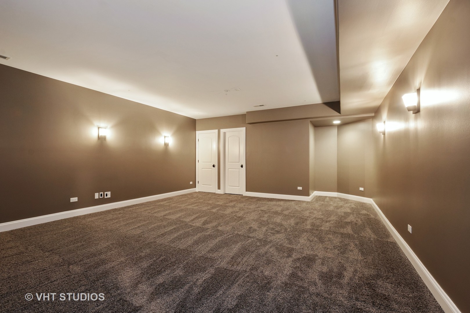 1021 Linden Lane Glenview, IL 60025 - Photo 22 of 26 a view of an empty room