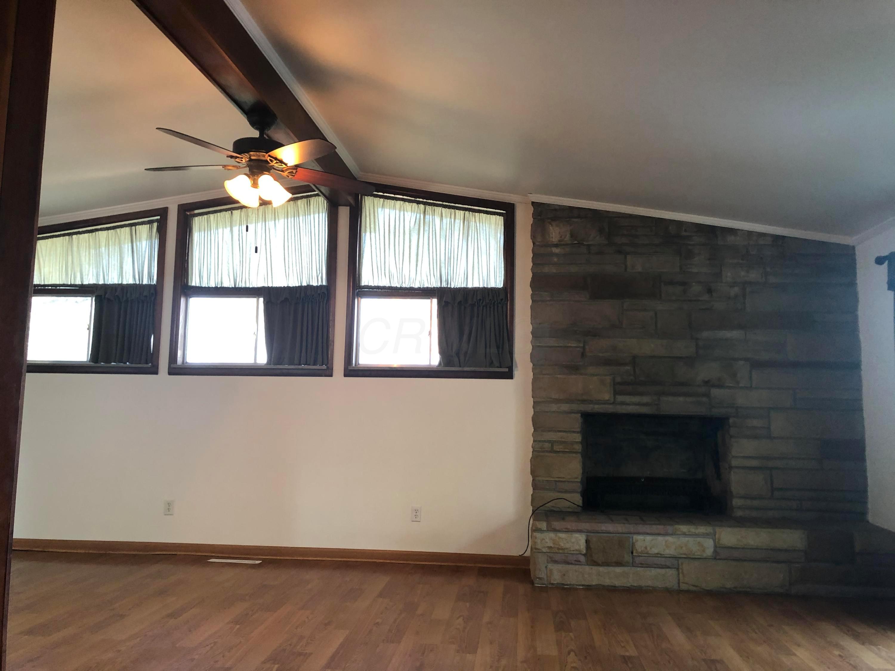 506 Beacon Road Newark, OH 43055 - Photo 8 of 27 Gallery Image 8
