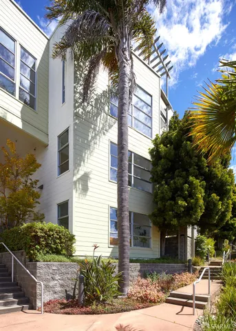 $1,395,000 | 352 Arkansas Street, San Francisco, CA 94107