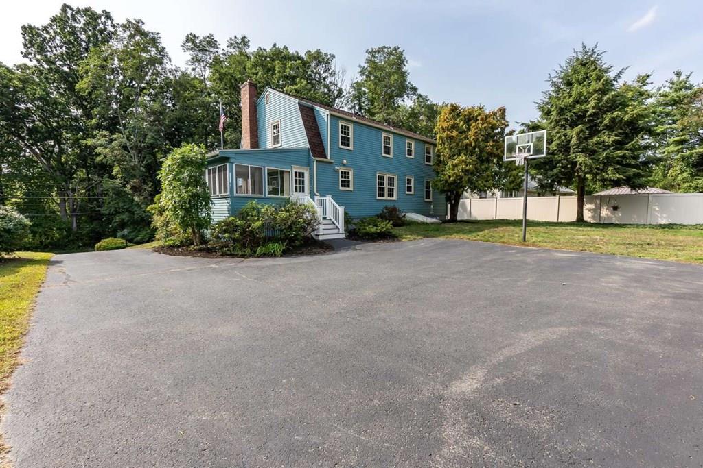 182 High Street Topsfield, MA 01983 - Photo 32 of 36 Gallery Image 32