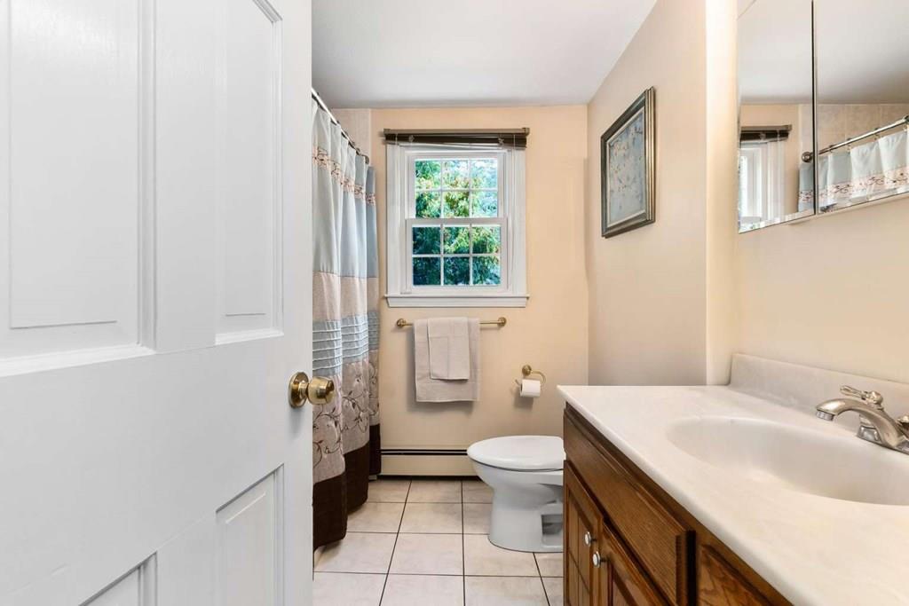 182 High Street Topsfield, MA 01983 - Photo 9 of 36 Gallery Image 9