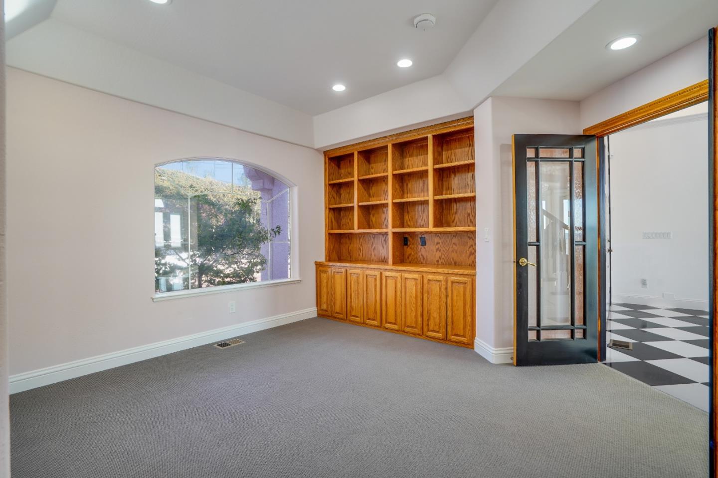 20460 Viewpoint Road Castro Valley, CA 94552 - Photo 12 of 50 an empty room with a empty space and windows