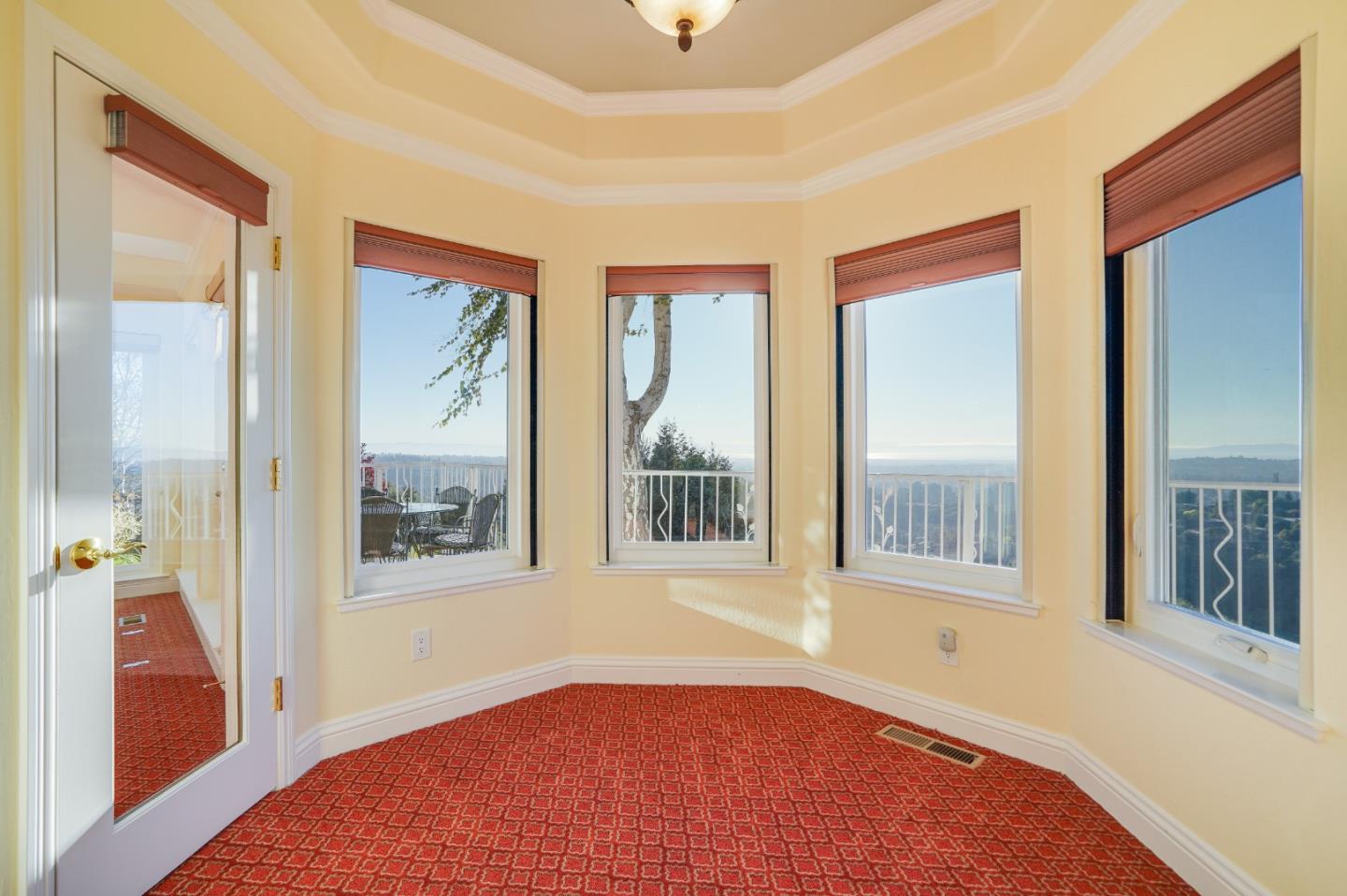 20460 Viewpoint Road Castro Valley, CA 94552 - Photo 22 of 50 a view of an empty room and window