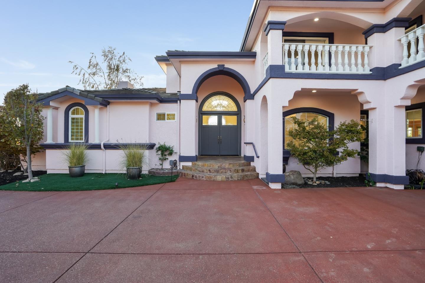 20460 Viewpoint Road Castro Valley, CA 94552 - Photo 5 of 50 a front view of a house