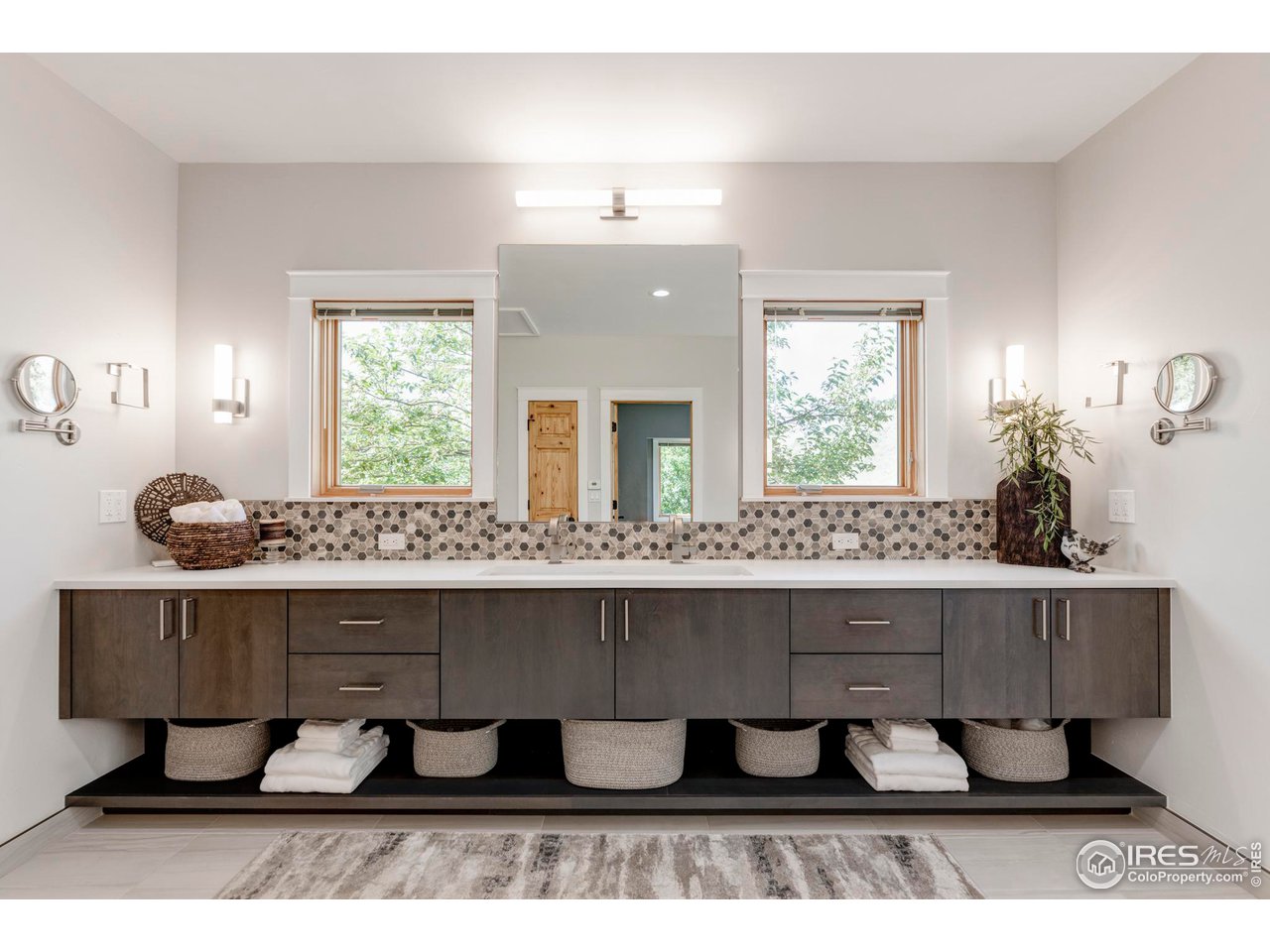 7010 Olde Stage Road Boulder, CO 80302 - Photo 15 of 35 primary bathroom
