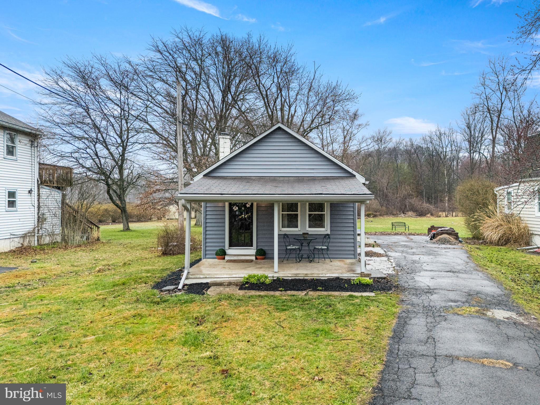 3319 Salford Station Road Perkiomenville, PA 18074 - Photo 1 of 27 Front view