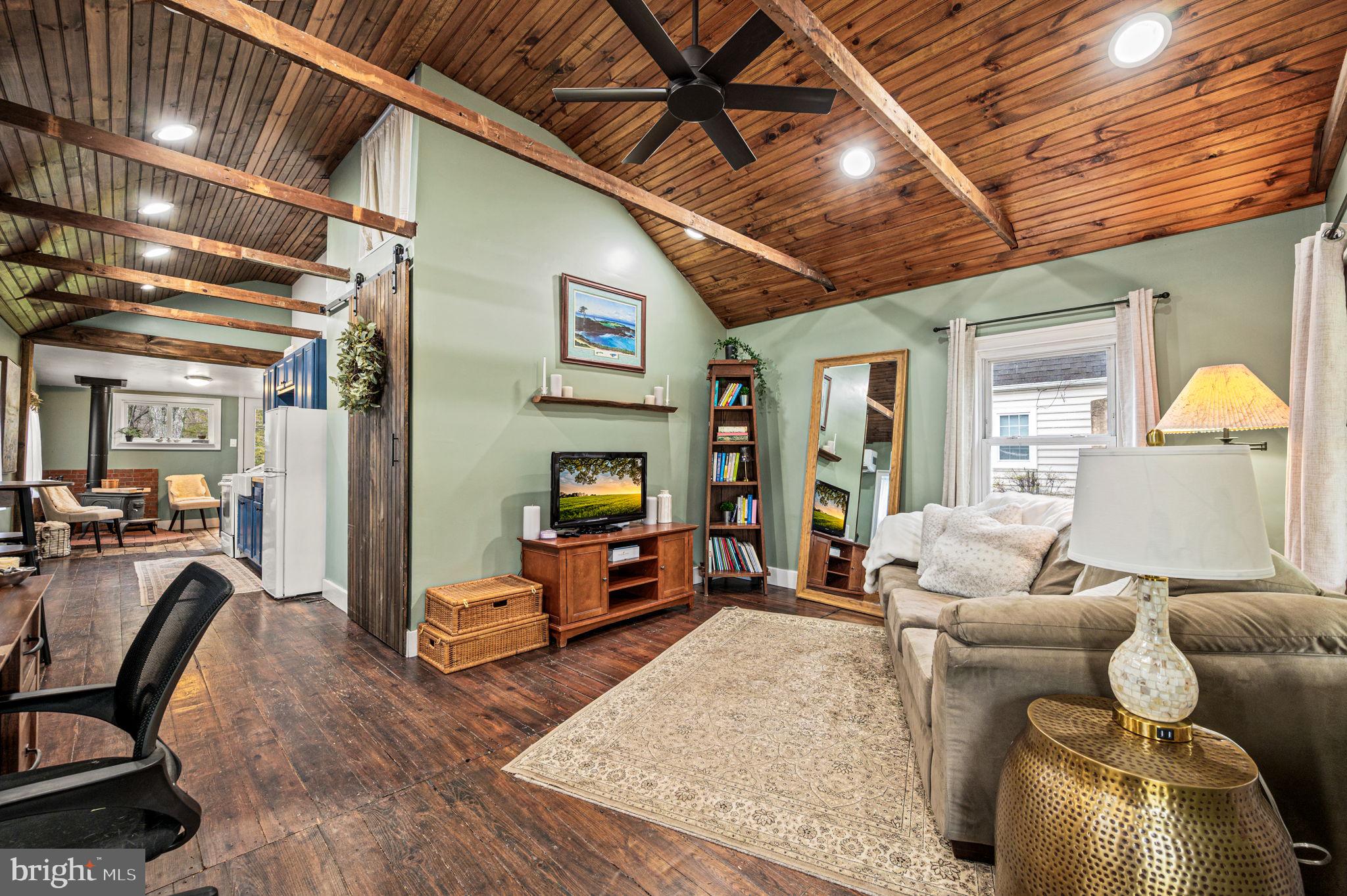 3319 Salford Station Road Perkiomenville, PA 18074 - Photo 4 of 27 Family Room
