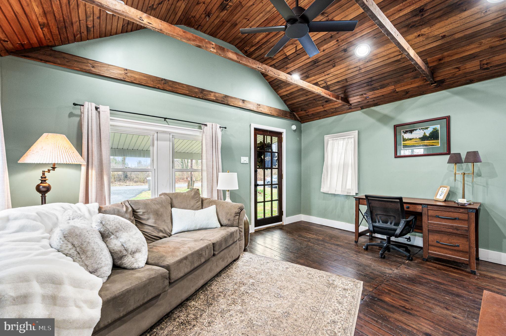 3319 Salford Station Road Perkiomenville, PA 18074 - Photo 6 of 27 Family Room