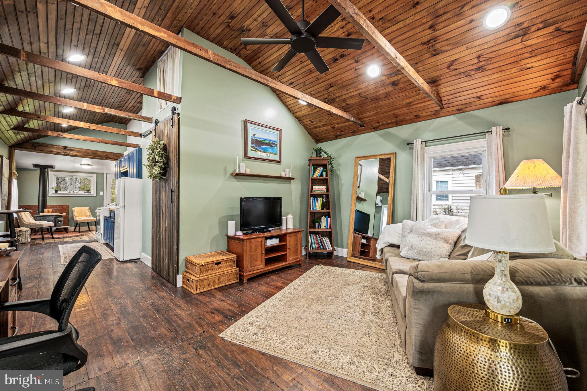 3319 Salford Station Road Perkiomenville, PA 18074 - Photo 7 of 27 Family Room