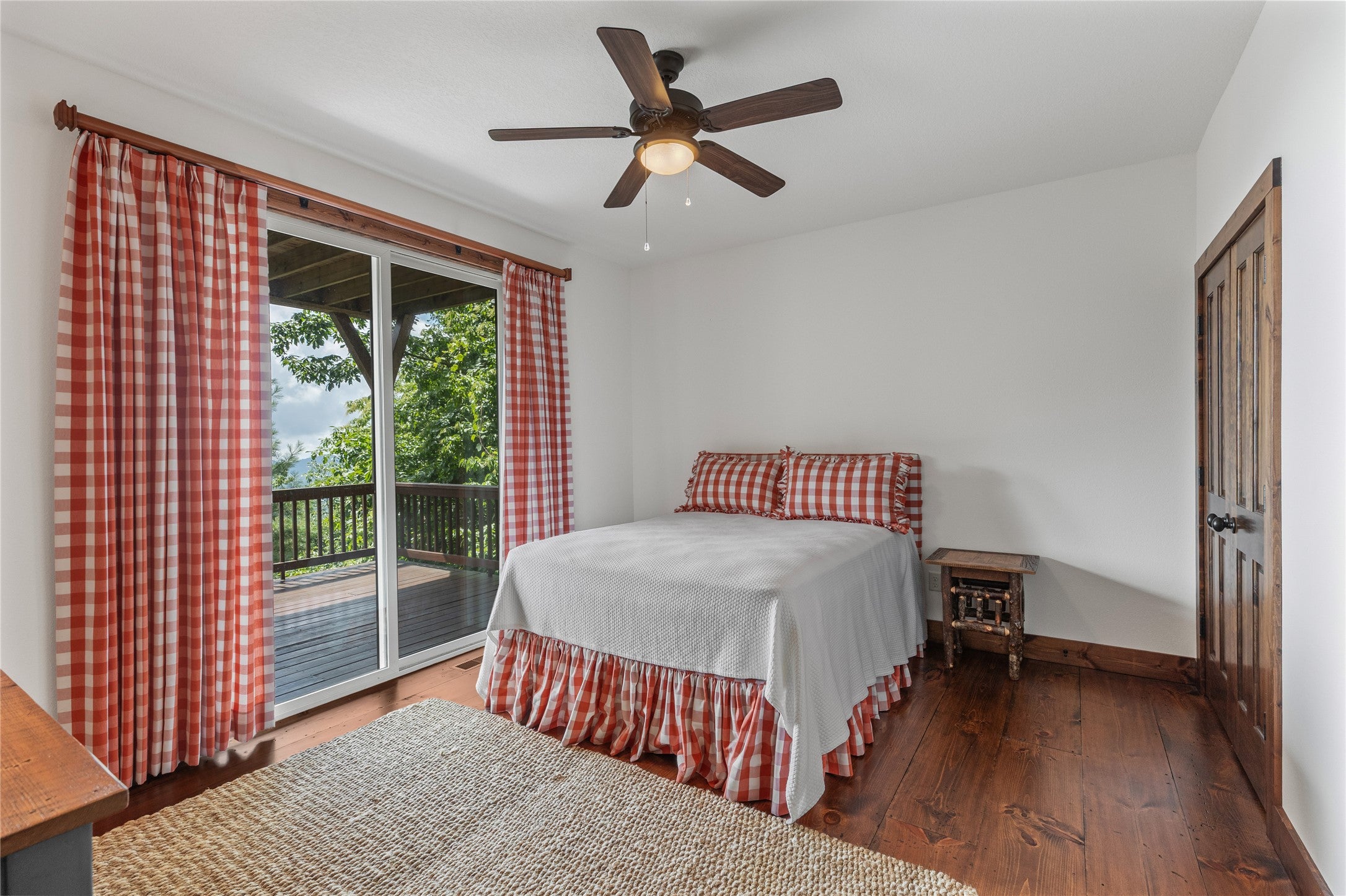 1382 Tower Road Sapphire, NC 28774 - Photo 73 of 100 Gallery Image 73