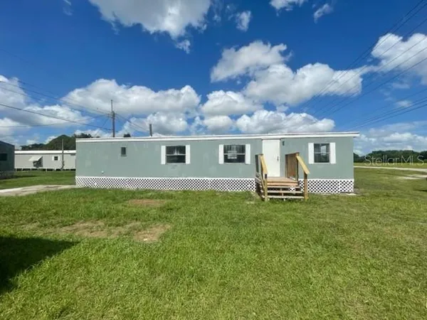 $1,100 | 3245 East Main Street, Unit 8, Lakeland, FL 33801