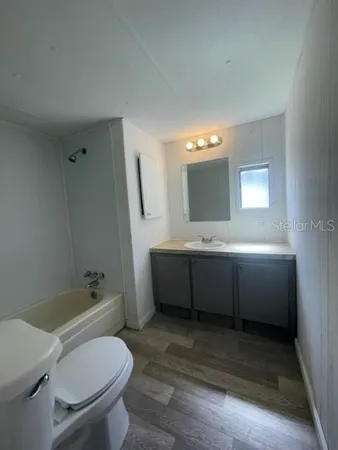 $1,100 | 3245 East Main Street, Unit 8, Lakeland, FL 33801