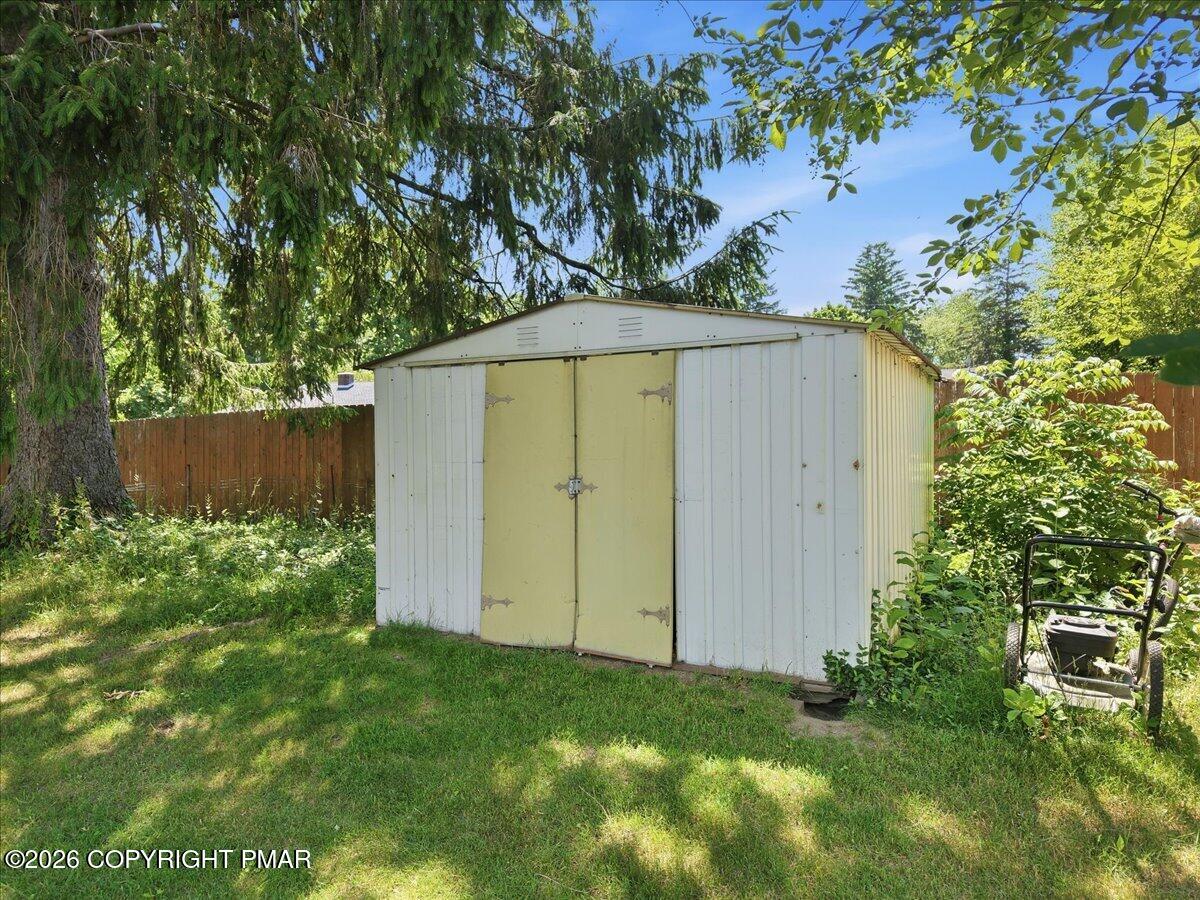 137 Sweetfern Road Stroudsburg, PA 18360 - Photo 59 of 67 Shed