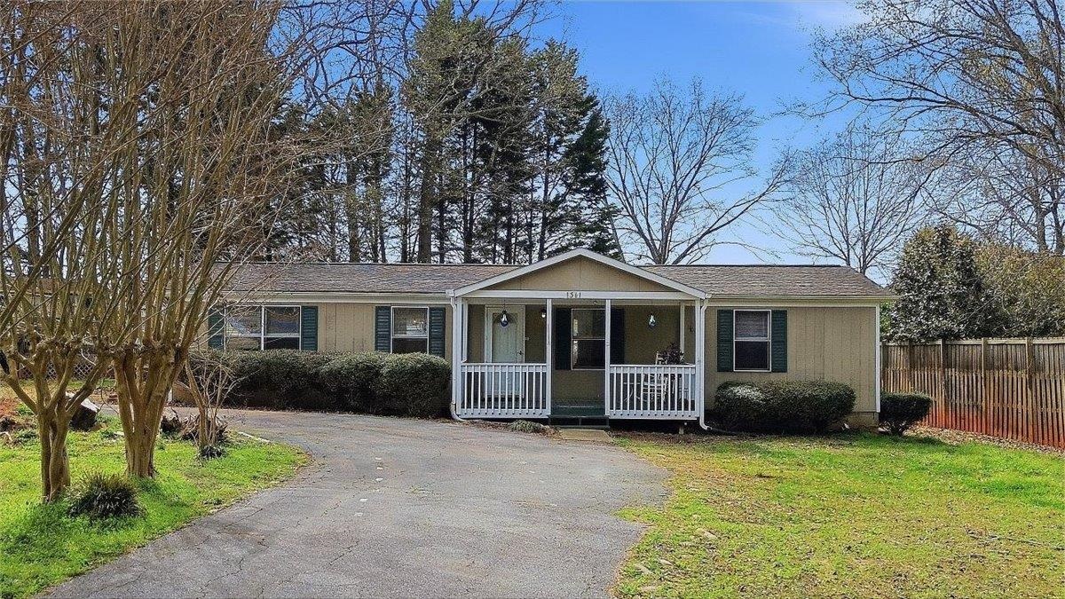 1361 Hickory Nut Road Inman, SC 29349 - Photo 1 of 37