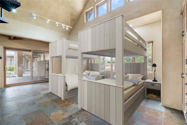 $2,395,000 | 24736 Travis Lakeside Cove, Spicewood, TX 78669