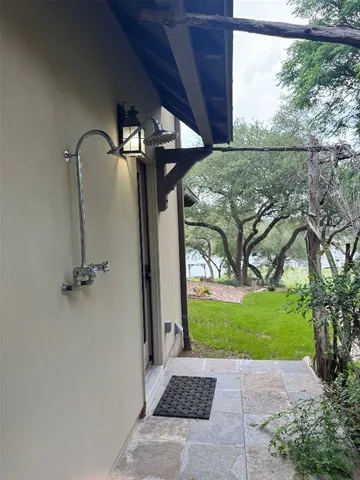 $2,395,000 | 24736 Travis Lakeside Cove, Spicewood, TX 78669
