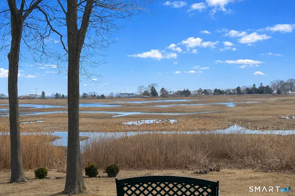 $685,000 | 33 Briarwood Drive, Old Saybrook, CT 06475