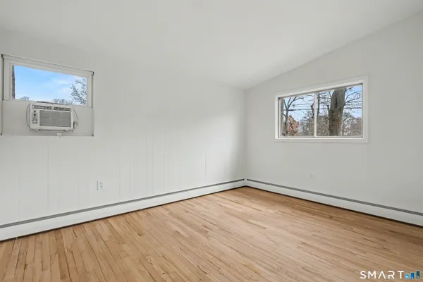 $685,000 | 33 Briarwood Drive, Old Saybrook, CT 06475