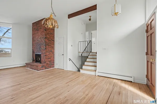 $685,000 | 33 Briarwood Drive, Old Saybrook, CT 06475