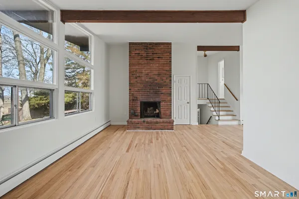 $685,000 | 33 Briarwood Drive, Old Saybrook, CT 06475