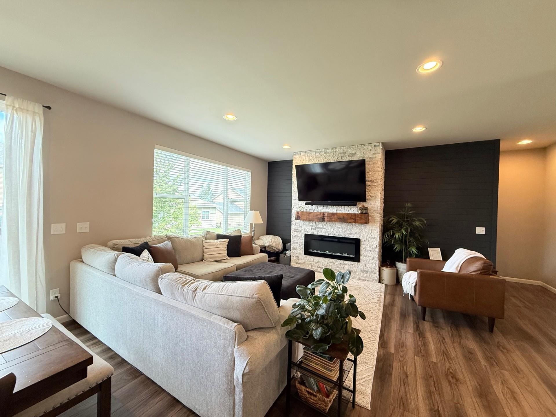 4836 Innovation Drive DeForest, WI 53532 - Photo 2 of 34