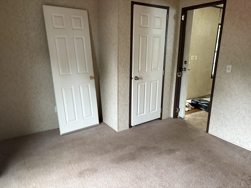 404 Southwick Road, Unit 23 Westfield, MA 01085 - Photo 8 of 12 Gallery Image 8