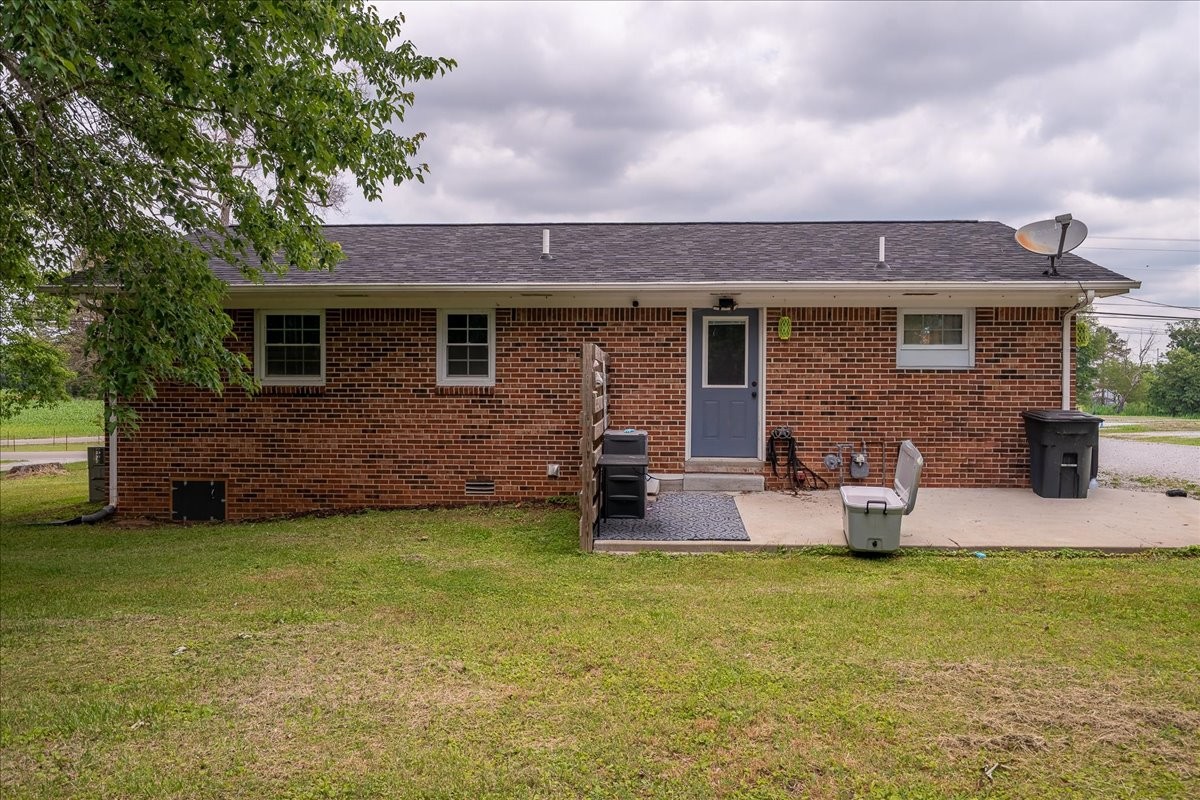 3417 Gimlet Road Lawrenceburg, TN 38464 - Photo 3 of 17