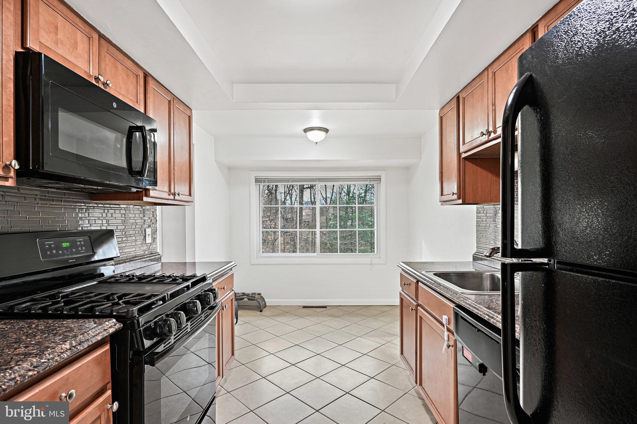 7925 Orange Plank Road Springfield, VA 22153 - Photo 4 of 43