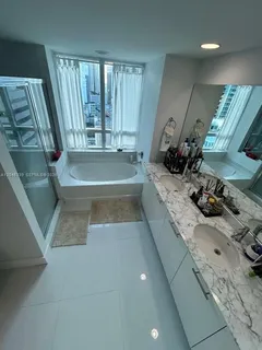 $5,400 | 951 Brickell Avenue, Unit 2011, Miami, FL 33131