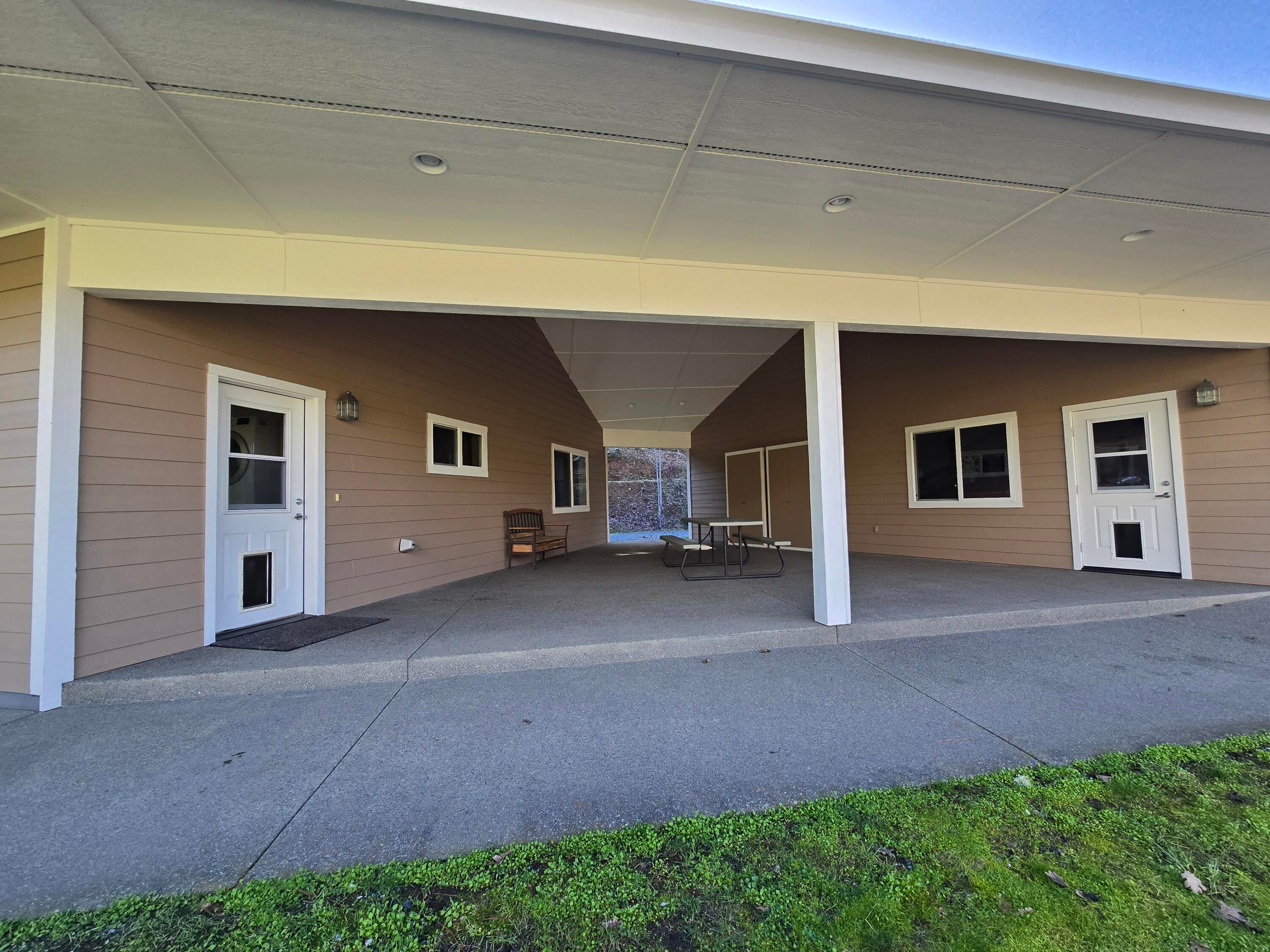 1682 Brown Road Jacksonville, OR 97530 - Photo 22 of 51 20250225_141745