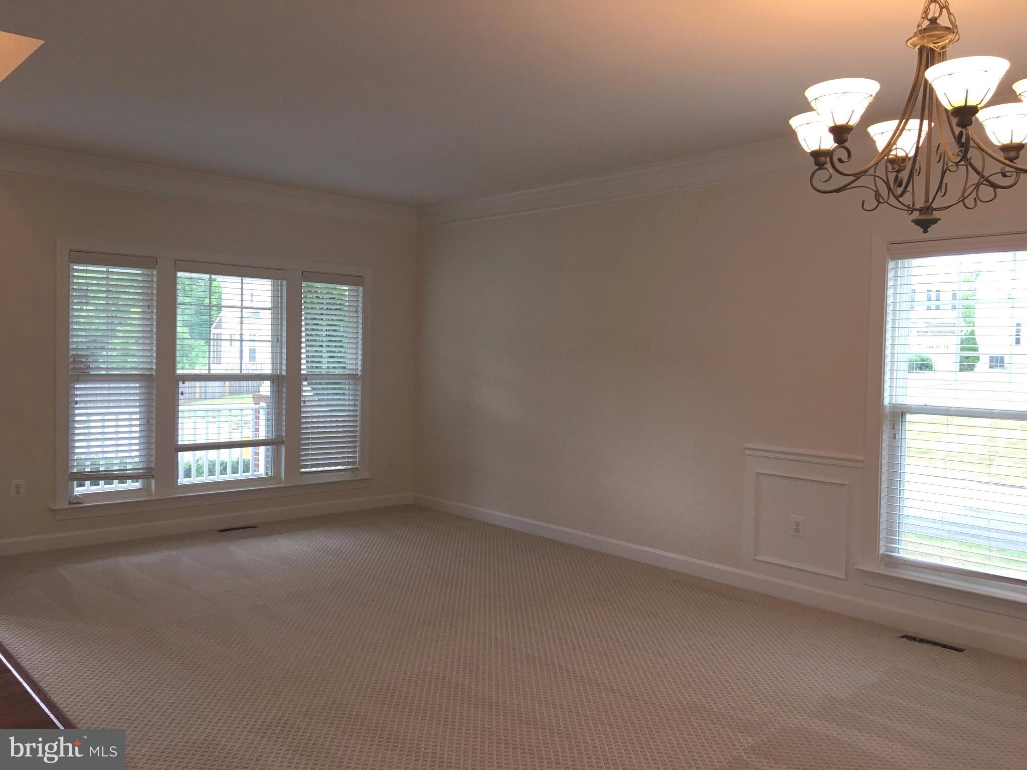 4258 Meyers Road Triangle, VA 22172 - Photo 6 of 23 Family Room