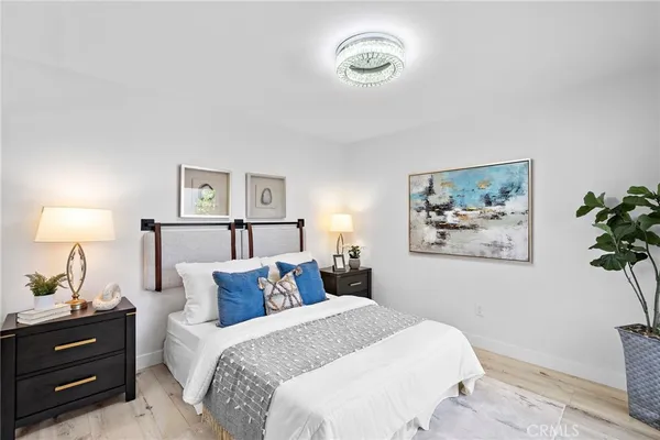 $1,988,000 | 39 Cape Cod, Irvine, CA 92620