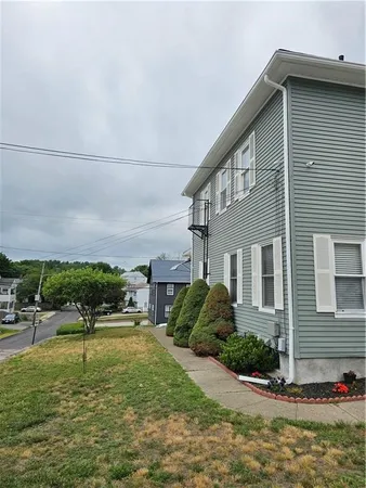 $1,500 | 37 Pleasant Street, West Warwick, RI 02893