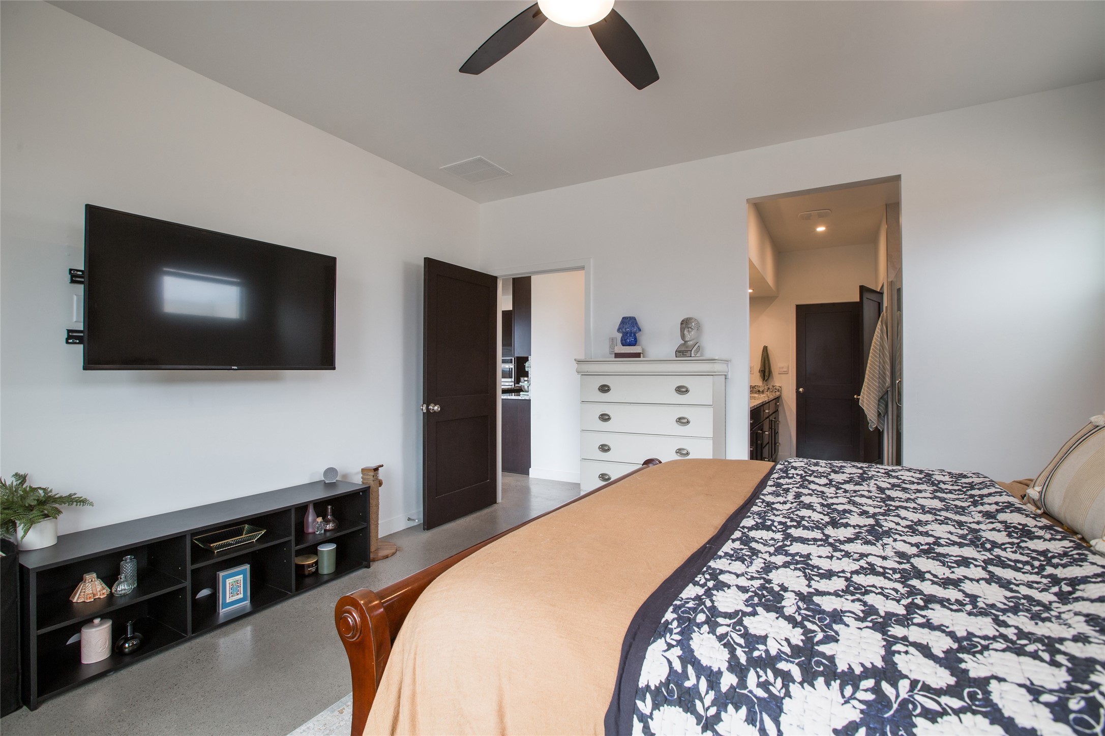 609 2nd Street Northeast Rio Rancho, NM 87124 - Photo 23 of 68