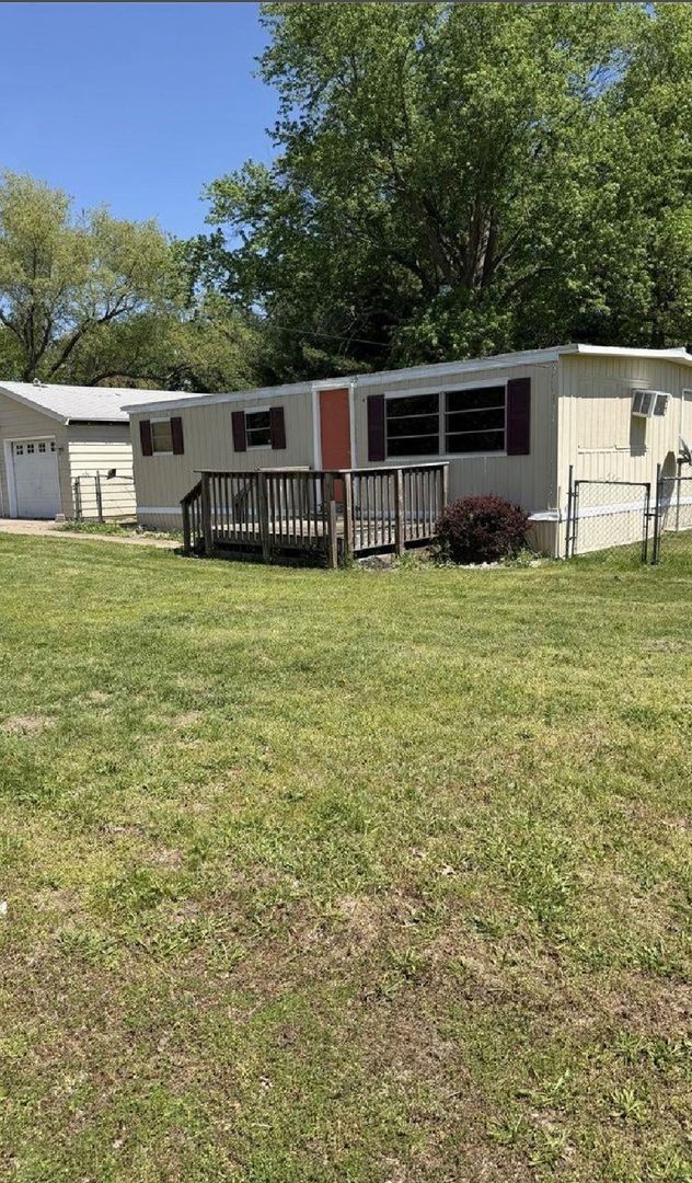 628 North Hilltop Road Peoria, IL 61604 - Photo 1 of 2