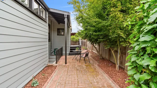 $895,000 | 830 Buena Vista Avenue, Alameda, CA 94501