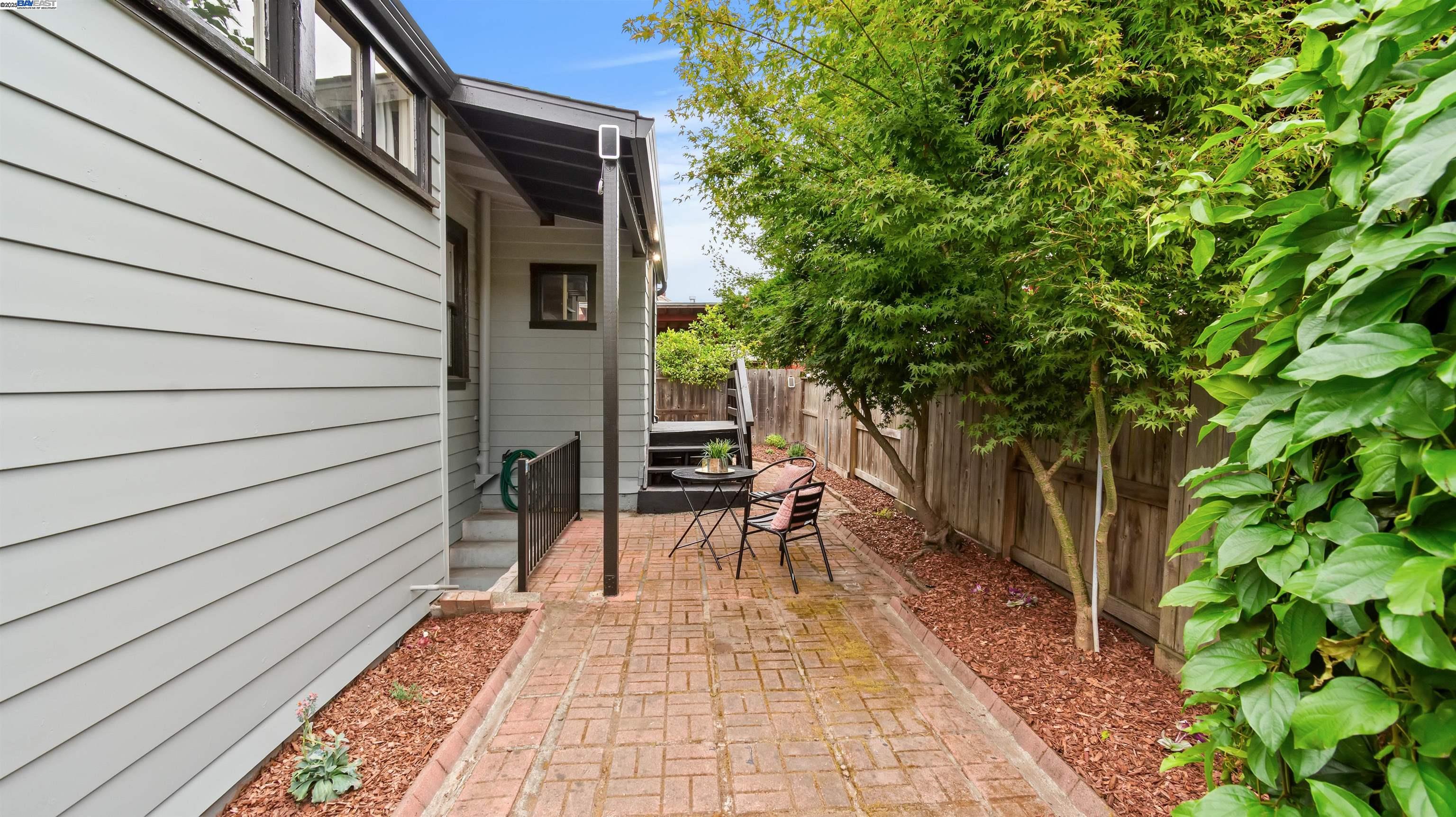 830 Buena Vista Avenue Alameda, CA 94501 - Photo 23 of 28 a view of a patio