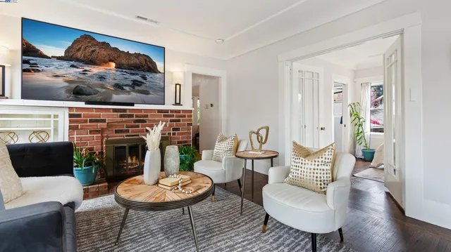 $895,000 | 830 Buena Vista Avenue, Alameda, CA 94501