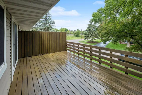 $262,000 | 9651 Ensign Circle, Bloomington, MN 55438