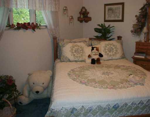 241 Ashbaugh Road Jeannette, PA 15644 - Photo 4 of 8 Master Bedroom.