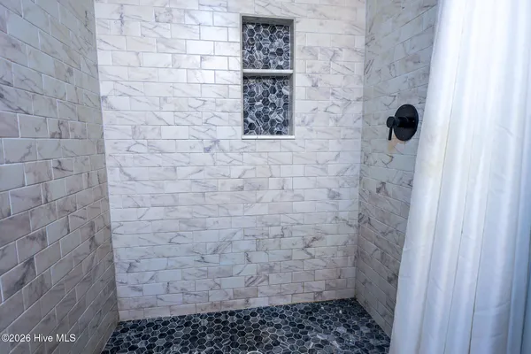$179,500 | 126 Oakmont Drive, Unit 9, Greenville, NC 27858