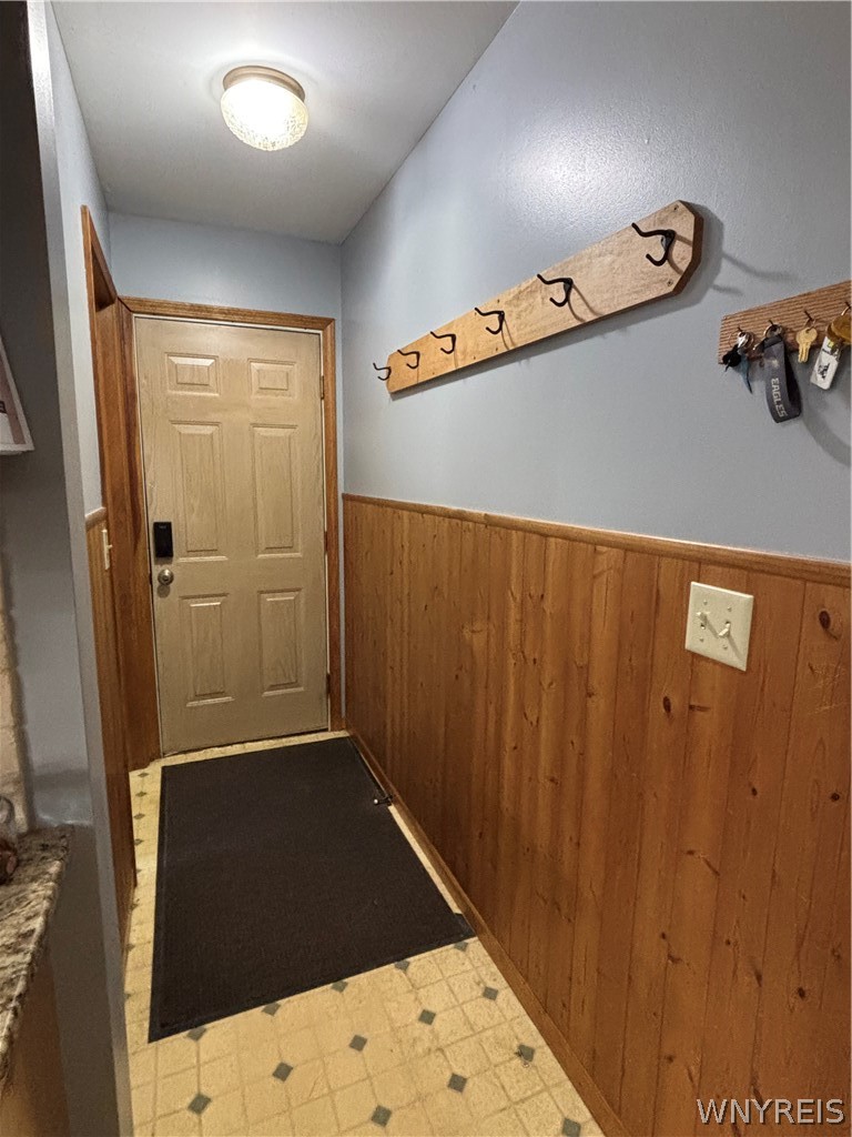 8474 Seaman Road Hartland, NY 14067 - Photo 7 of 50